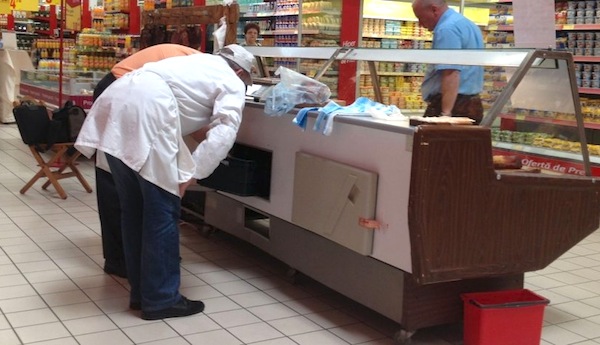 DSVSA Satu Mare a desfășurat zeci de controale și anunță retragerea de pe piață a unor loturi de lapte praf