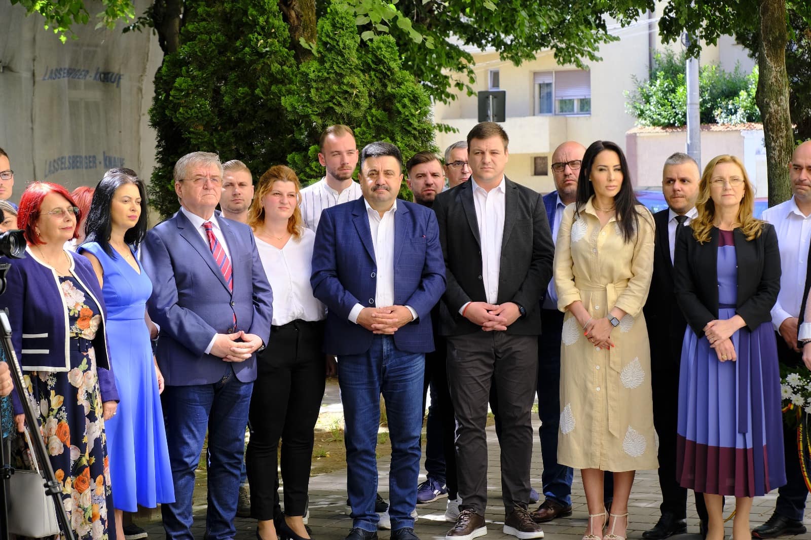 FOTO. COMEMORARE Eminescu, omagiat la Satu Mare la 135 de ani de la trecerea în neființă