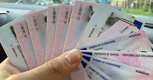 Peste zece permise reținute de polițiștii sătmăreni într-o singură zi