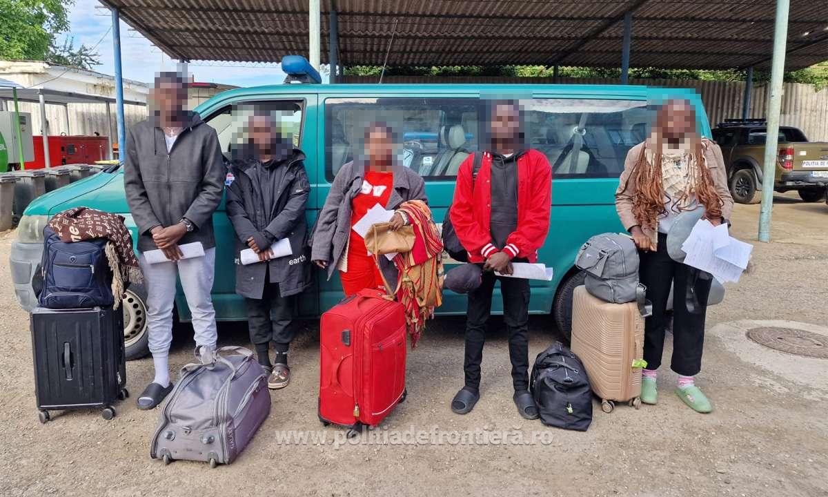 Cinci cetăţeni din Uganda, opriți din drumul ilegal spre vestul Europei