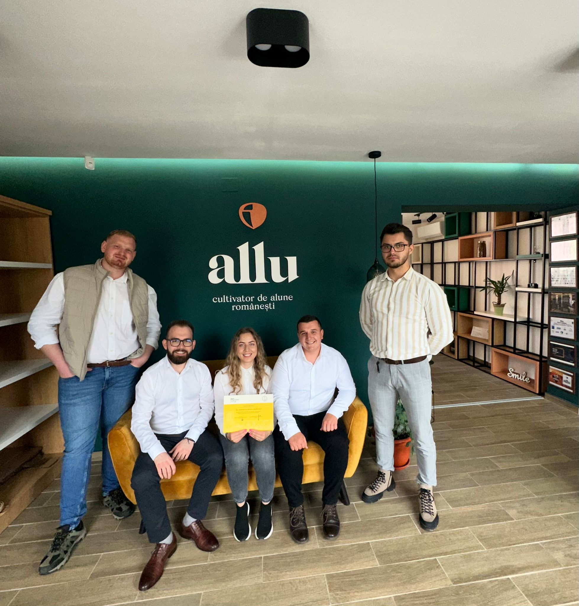 Tânără echipă sătmăreană revoluționează industria alimentară cu produse ecologice din alune de pădure