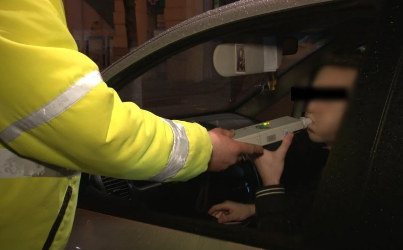 Prins băut la volan. Acum este pieton și are și dosar penal