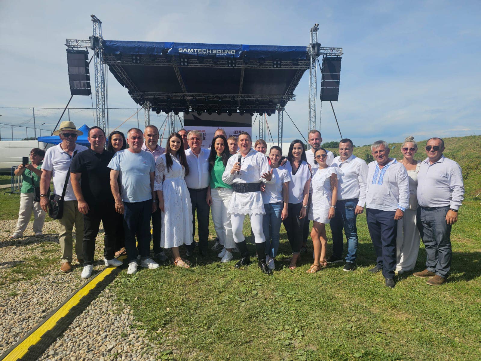 FOTOGALERIE. Festivalul „Gusturi și Tradiții” de la Cărășeu, la a doua ediție. Rușită deplină