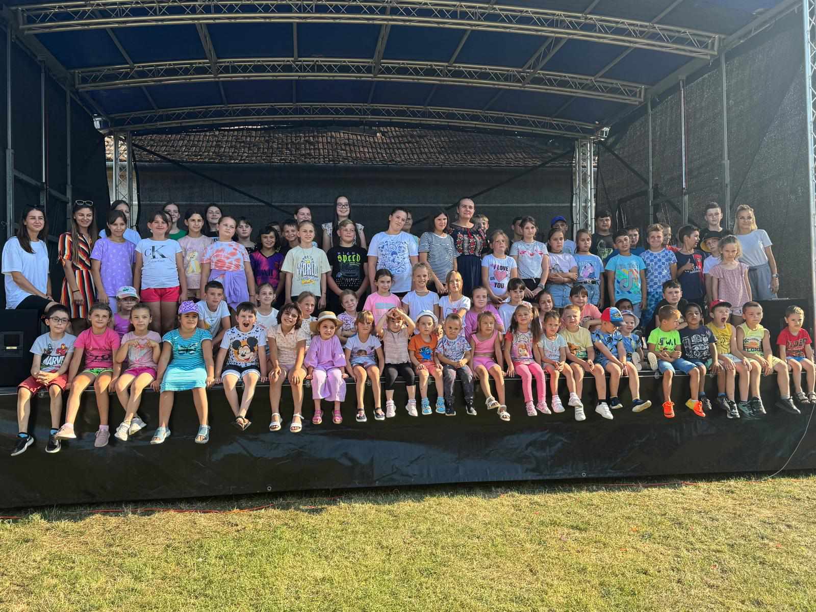 FOTO. Proiect educațional interjudețean la Școala din Lucăceni