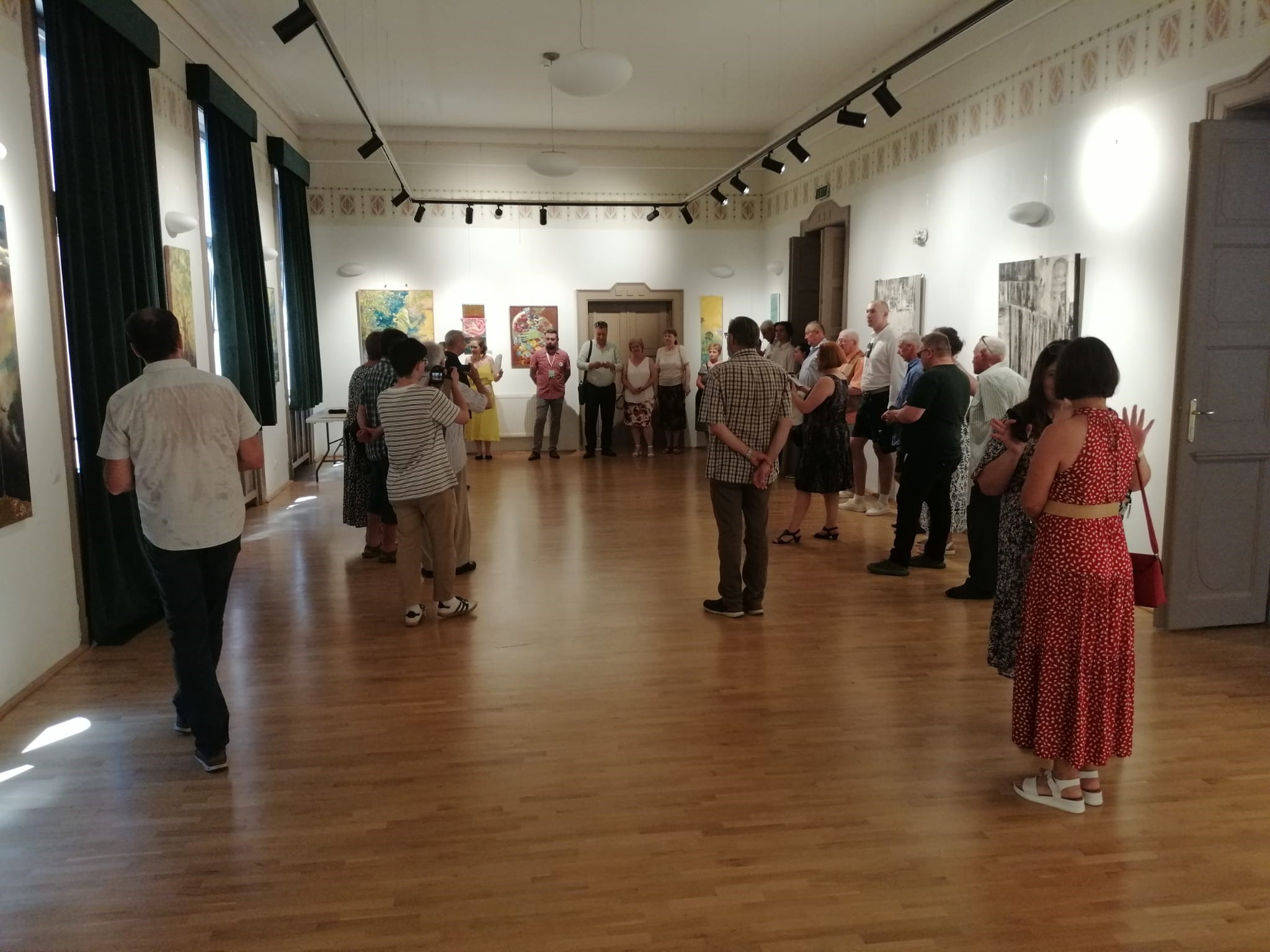 Casa Meșteșugarilor, gazda expozițiilor cuprinse în ediția din acest an a “Întâlnirii Absolvenților Veterani din Satu Mare”