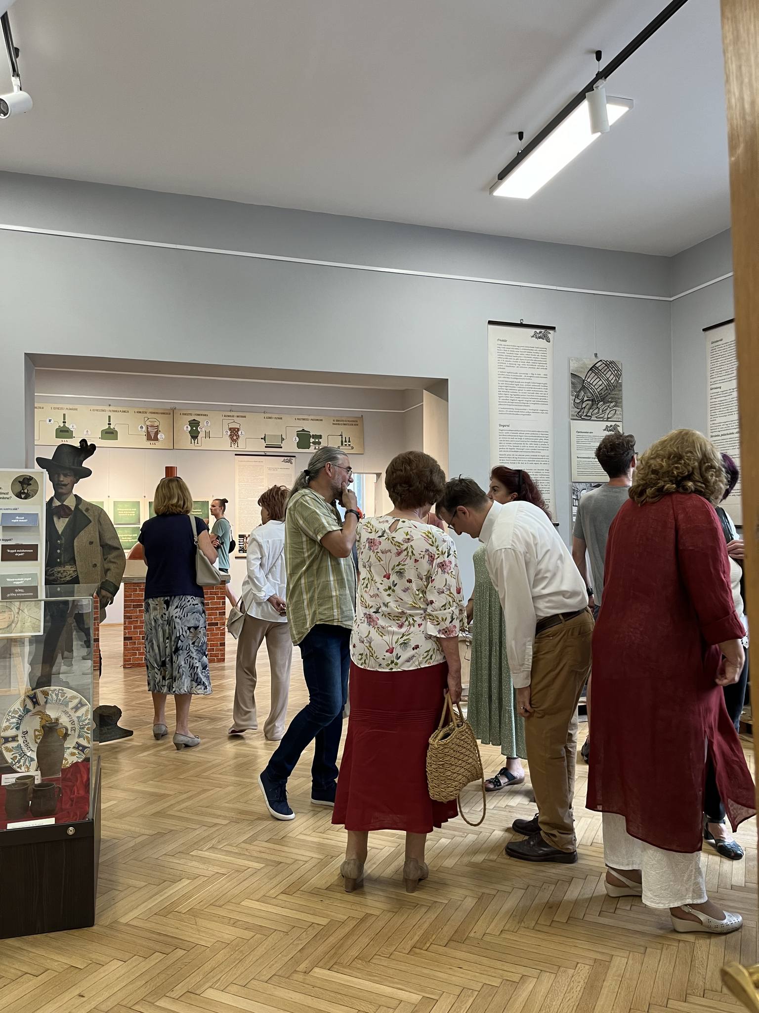 Vernisajul expoziției „Berea! De la artizani la fabrica de bere” la Satu Mare