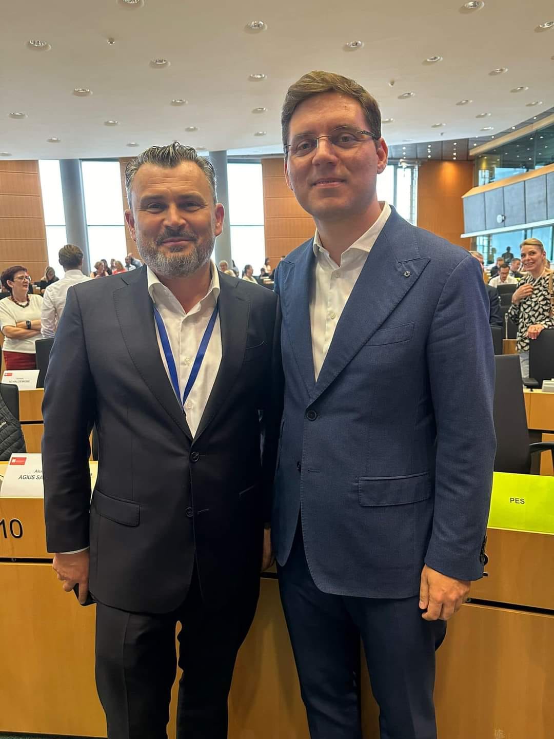 România dă lovitura în războiul funcțiilor grele la nivelul UE:  Victor Negrescu, propus ca vicepreședinte al Parlamentului European