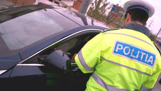 Conducător auto, cercetat pentru comiterea mai multor infracțiuni rutiere
