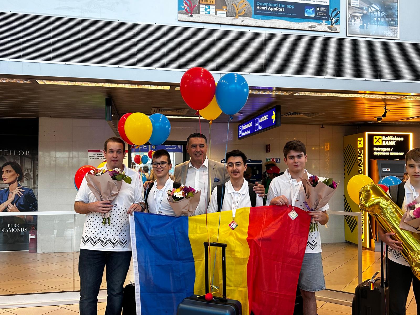 FOTO. Mureșan Luca Valentin: Performanță Dublă la Olimpiadele de Informatică pentru Juniori 2024