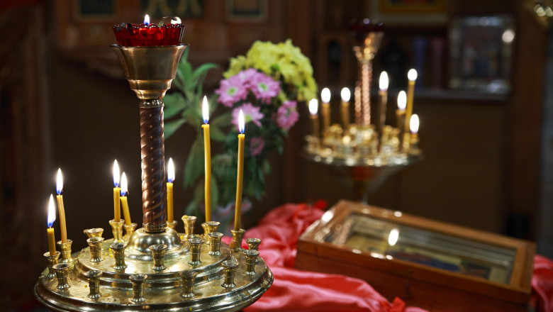 Adormirea Maicii Domnului prăznuită pe 15 August. Tradiții și obiceiuri de Sfânta Maria