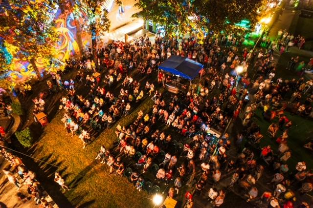 World Music Festival: se încheie azi 3 zile, 6 artiști, muzică plină de culoare și ritmuri eclectice din diferite colțuri ale lumii.