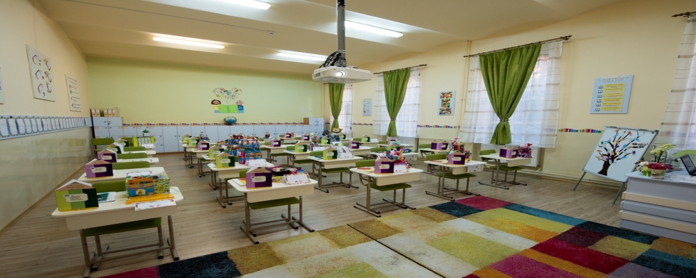 Vacanța e pe terminate...  Cum sunt împărțiți banii pentru masa sănătoasă a elevilor la școală