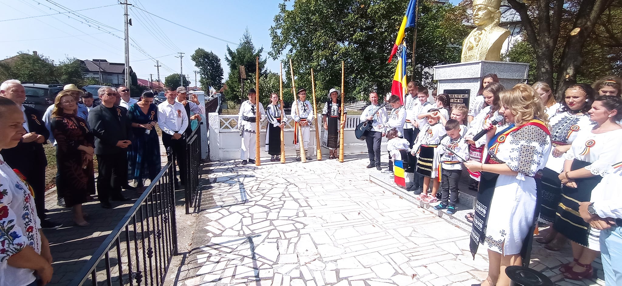 FOTOGALERIE. EVENIMENT Centenar de excepție la Gelu