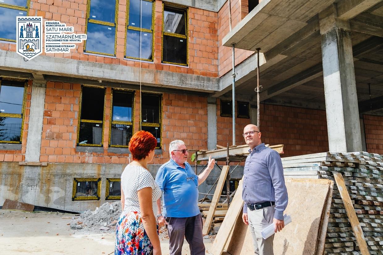 FOTO. Primăria Municipiului Satu Mare investește 8 milioane de lei pentru un nou corp de clădire la  Școala Gimnazială ,,Constantin Brâncoveanu”.