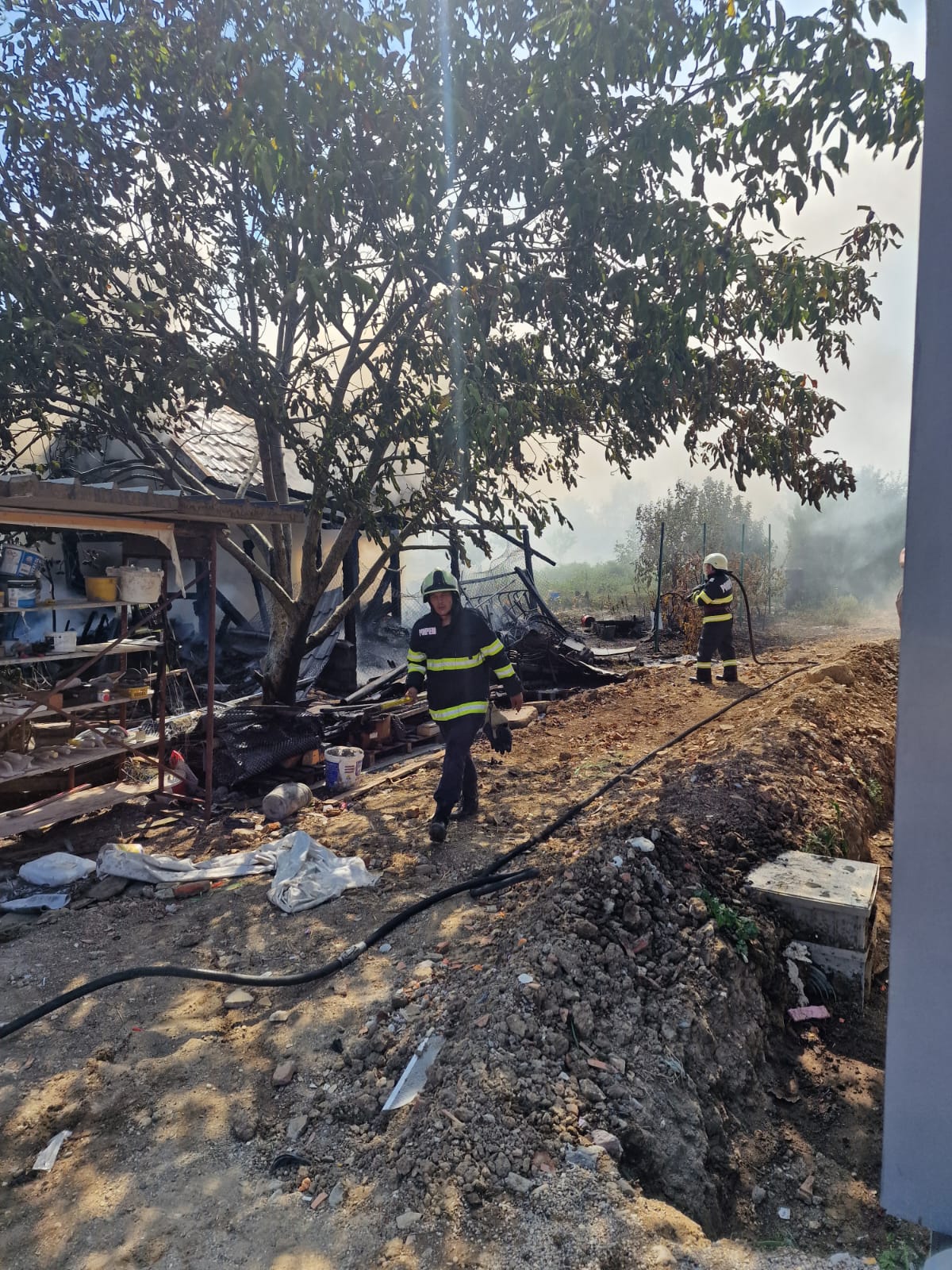 Incendiu lângă Satu Mare. De la ce a pornit totul