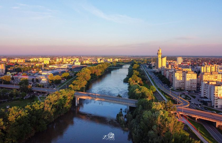 Încep lucrările de schimbare a rosturilor de dilatație la podul Decebal