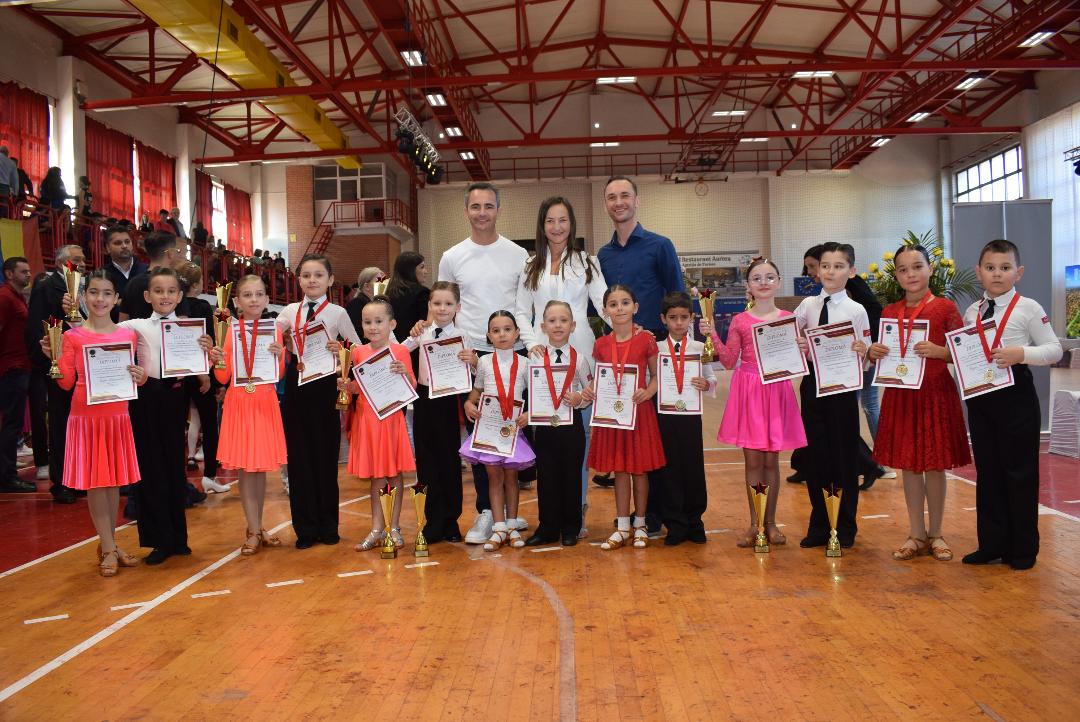 Loga Dance School a impresionat la Cupa Sătmarului