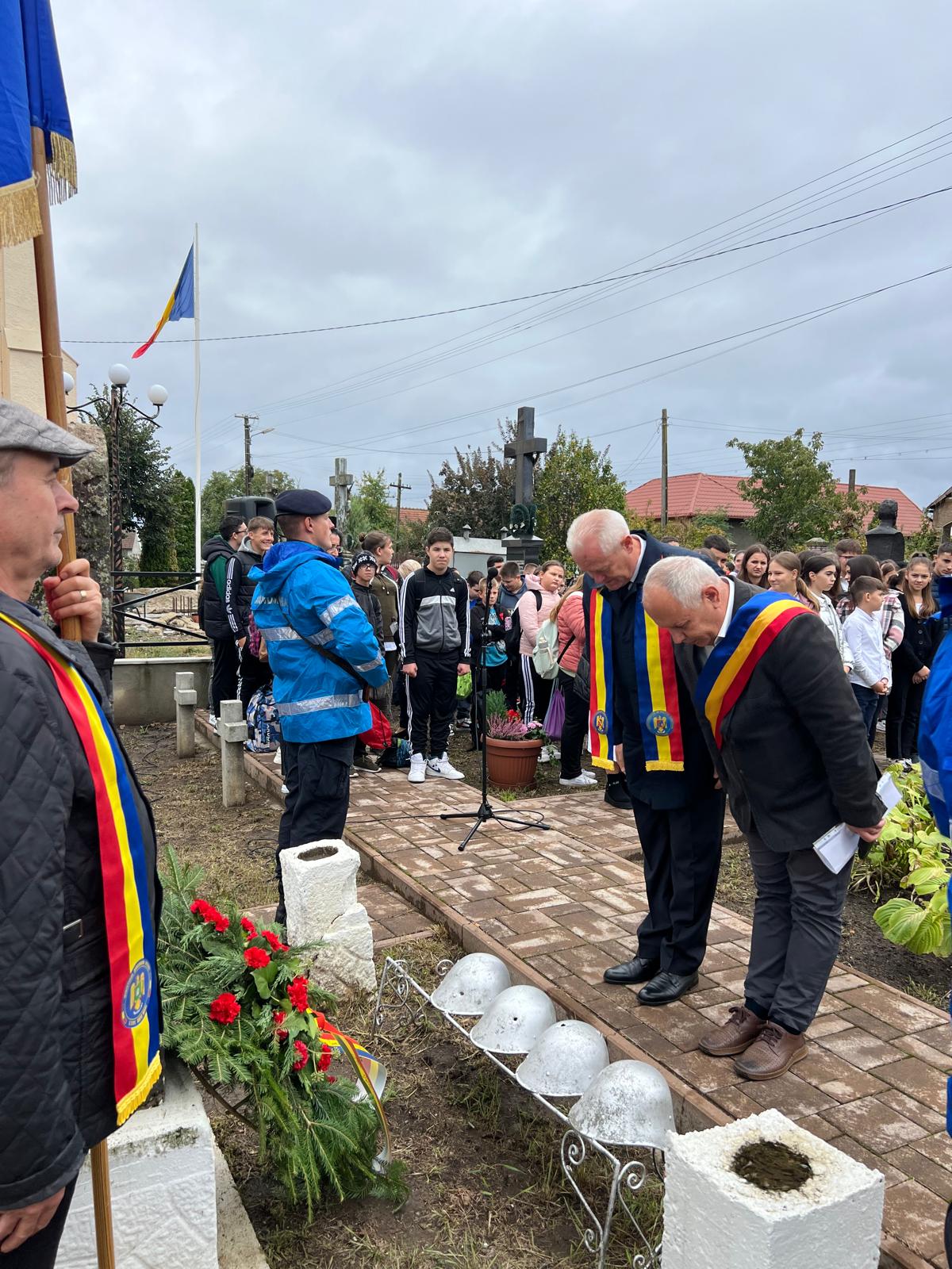 FOTOGALERIE. Eroii Neamului, comemorați la Moftin și Sânmiclăuș