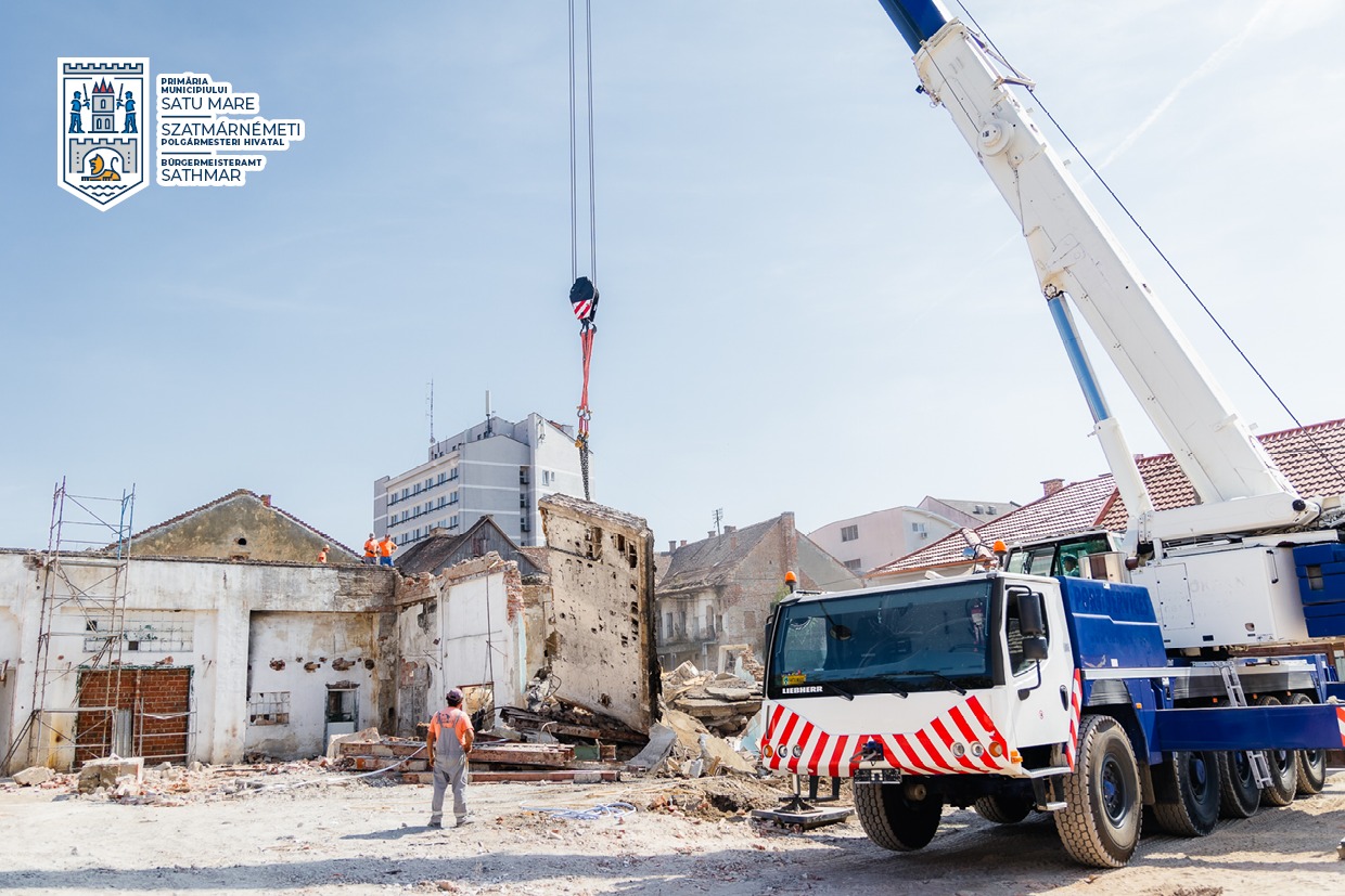 FOTO. Lucrările la parcarea supraetajată de pe strada Mihail Kogălniceanu sunt în toi