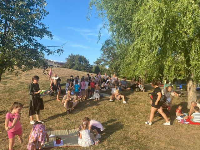 FOTOGALERIE. A Treia Ediție Picnic Day în Parcul UFO: „Înainte de Clopoțel” – Un Eveniment de Neuitat pentru Copii și Părinți