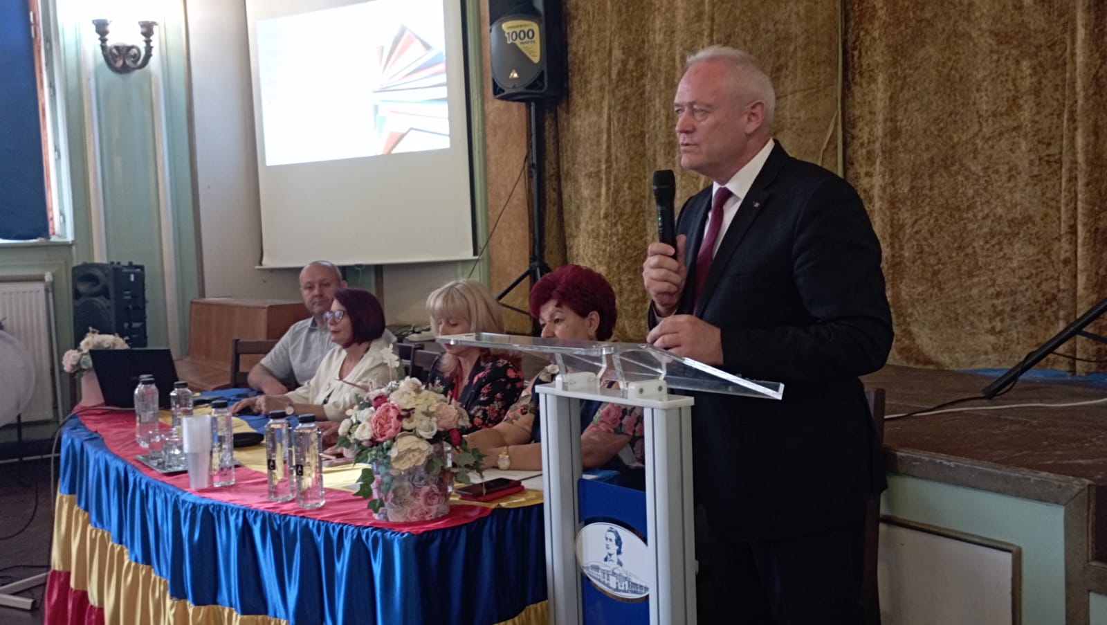 Prefectul Ioan Tibil a participat marți, 10 septembrie, la  ședința cu directorii unităților de învățământ din județ.