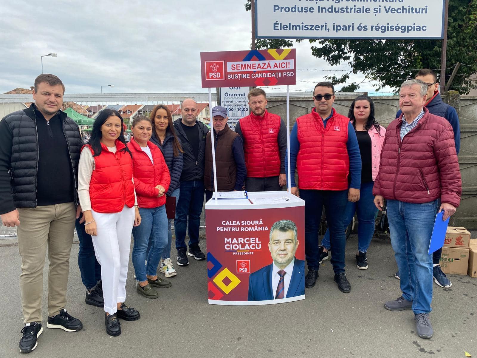 FOTOGALERIE. Campania de strângere a semnăturilor de susținere pentru Marcel Ciolacu, continuă la Satu Mare!