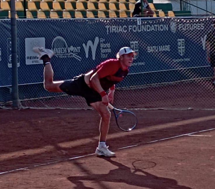 Trei români în sferturile turneului ITF de la Match Point