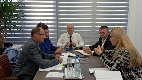 FOTO. Prefectul Ioan Tibil continuă seria de întâlniri cu primarii din județul Satu Mare