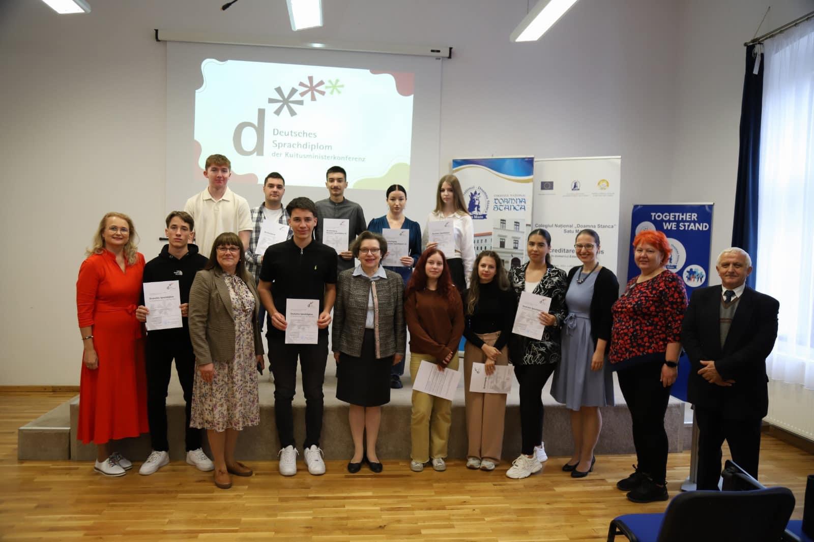 FOTO. Regina Lochner, consulul Germaniei la Timișoara, în vizită la Colegiul Național ,,Doamna Stanca”.