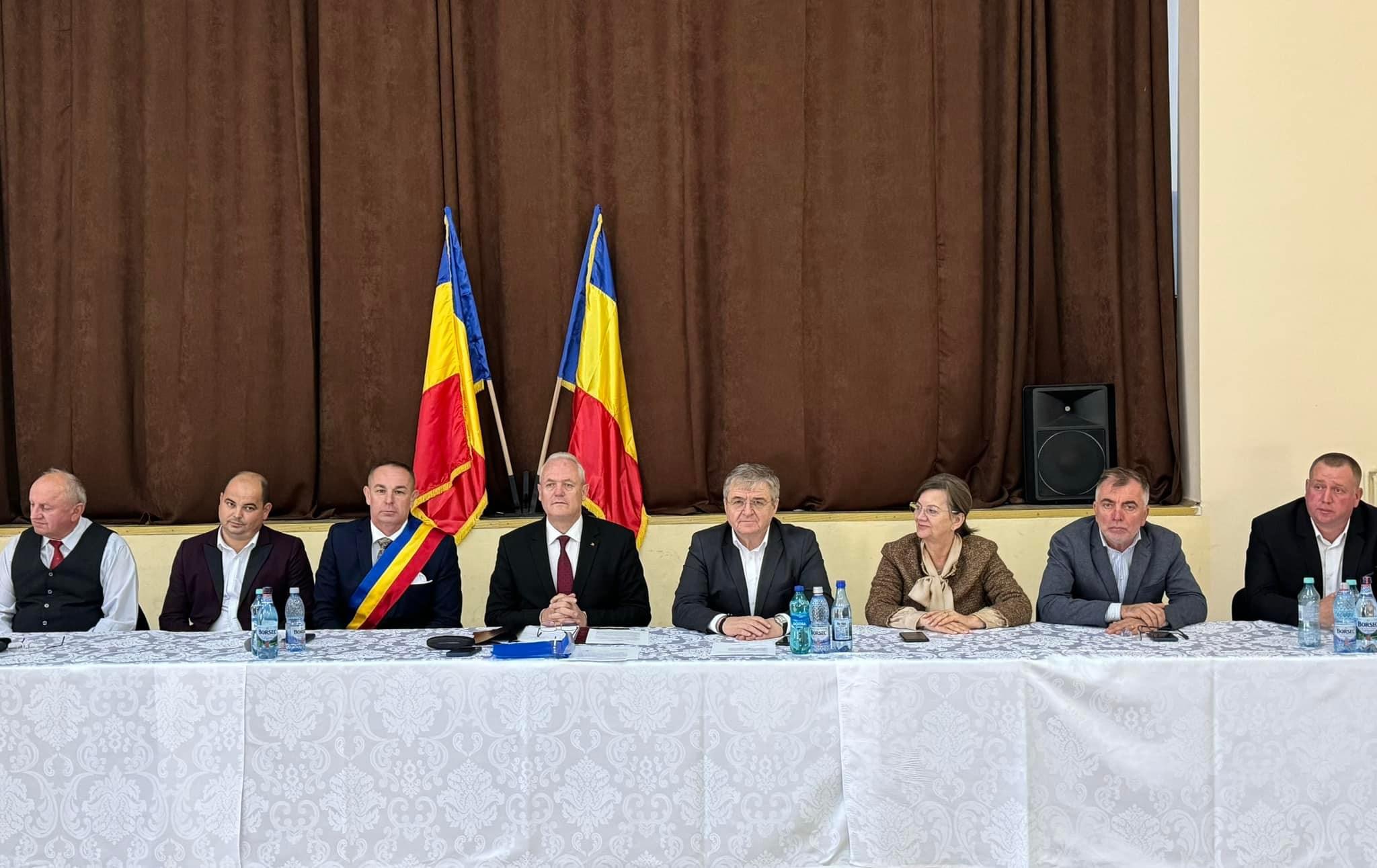 FOTO.  A avut loc ceremonia de investire a lui Cosmin Krișan în funcția de primar, pentru comuna Pomi.