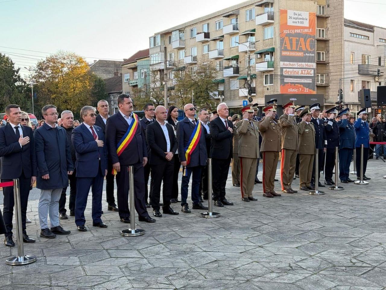 FOTO. P.S Părinte Timotei Sătmăreanul, a participat la solemnitățile organizate cu ocazia Zilei Armatei Române