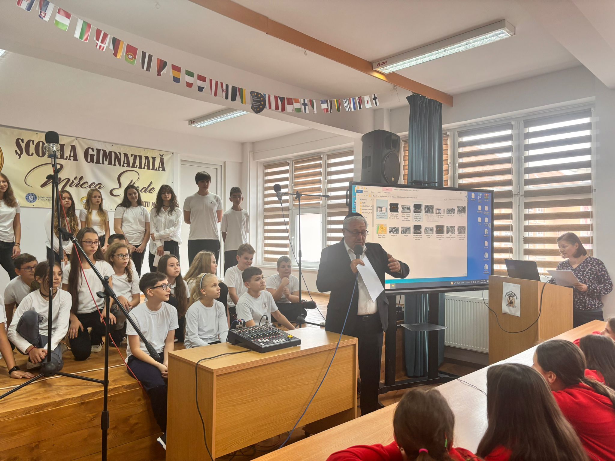 Comemorarea Deportării Evreilor din România la Școala Gimnazială „Mircea Eliade”