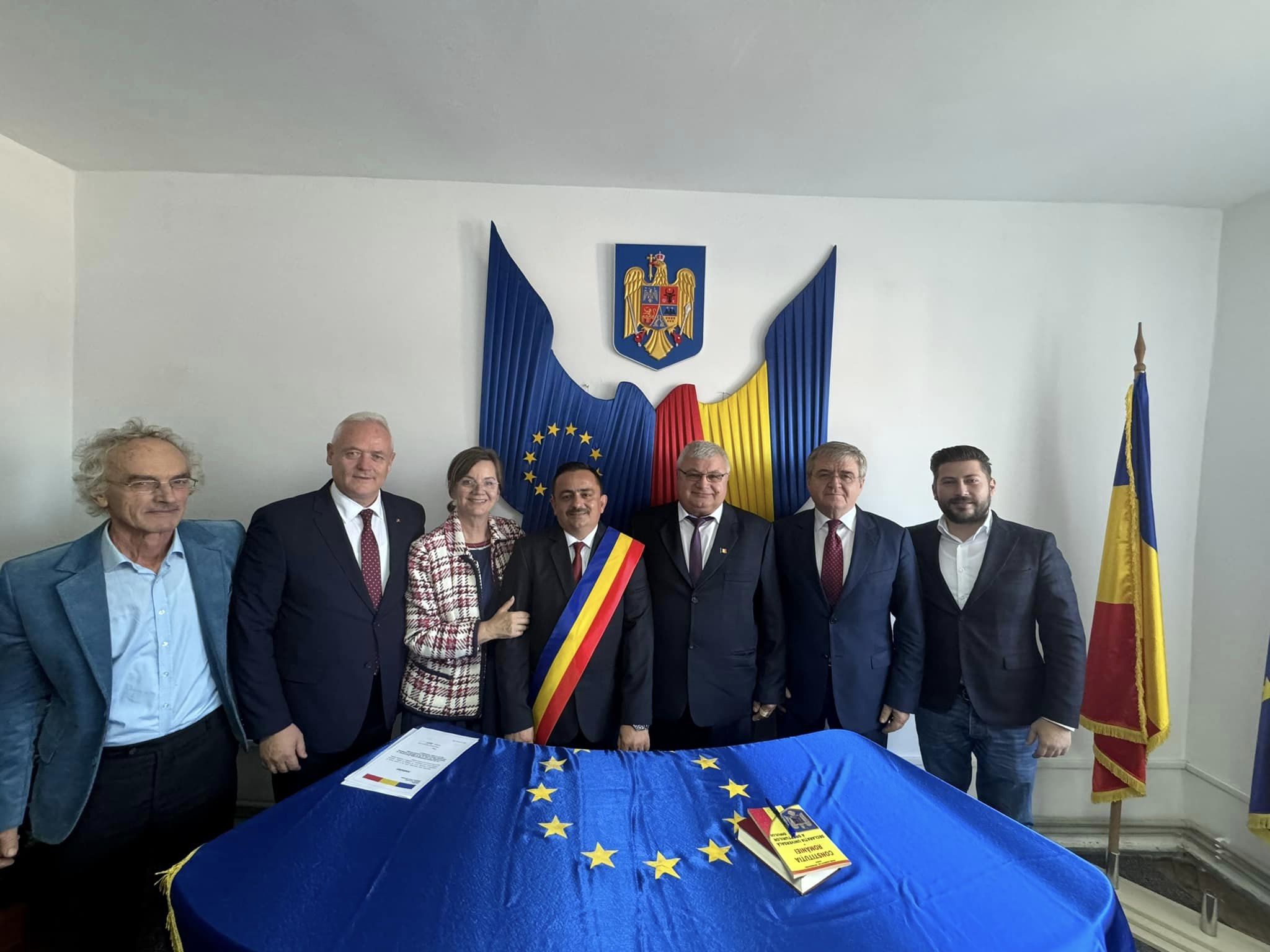 ADMINISTRAȚIE Noul primar al comunei Crucișor, Andrei Sergiu, a depus jurământul