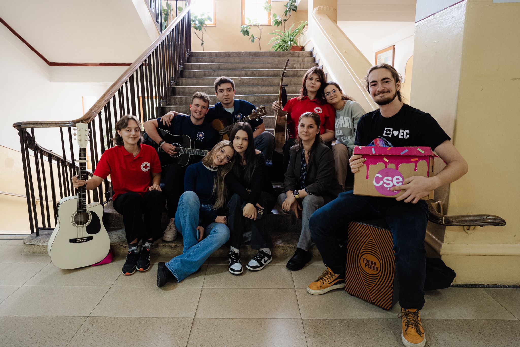 FOTO. Gest de solidaritate din partea Consiliului Elevilor de la Colegiul National ,,Mihai Eminescu” pentru județul Galați