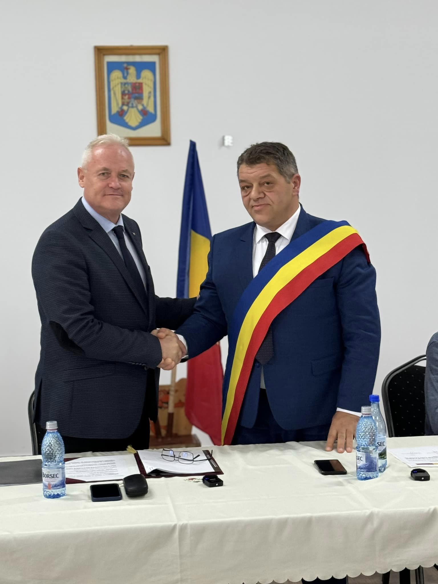 FOTOGALERIE. Administrație. Primarul din Homoroade, Simion Ardelean a depus jurământul pentru al cincilea mandat 