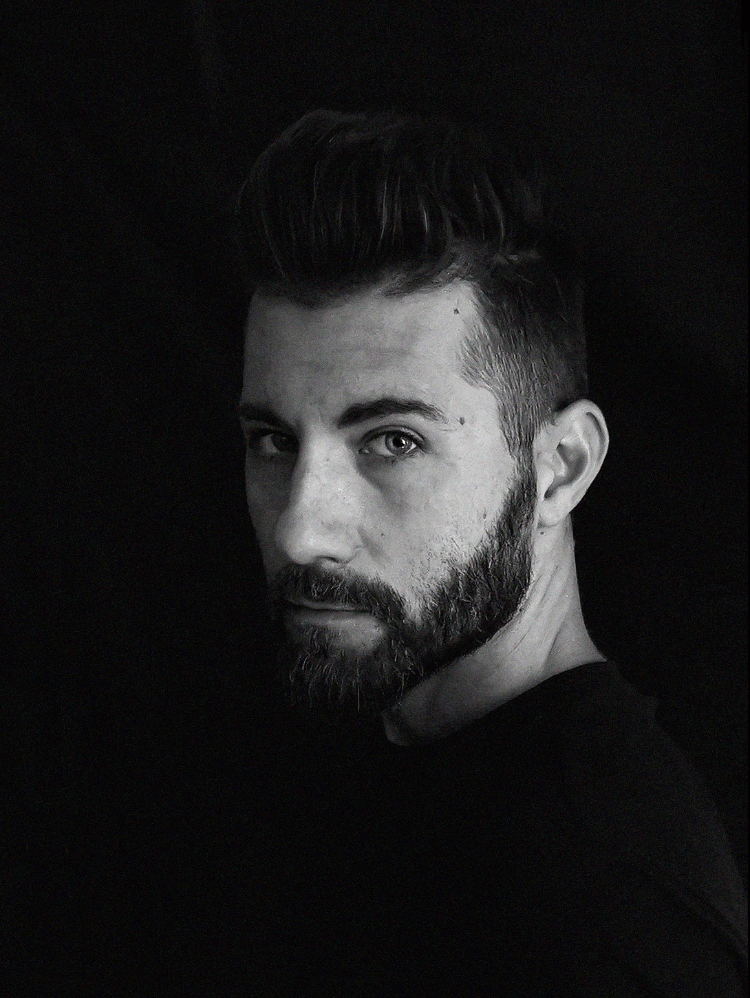 Pictorul sătmărean Valer Sasu.  Expoziție la București  în perioada 25 octombriev- 4 noiembrie 2024