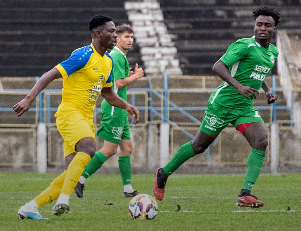 Deplasare dificilă pe terenul “Virușilor verzi”