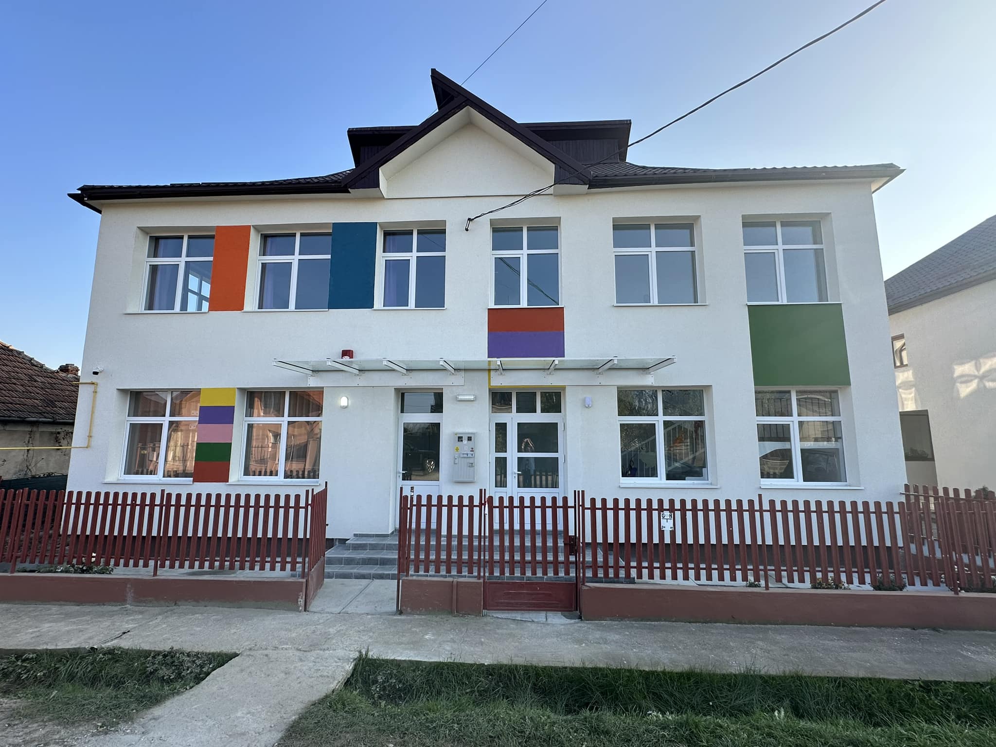 Lucrările de reabilitare și modernizare a Grădiniței cu Program Prelungit Ardud au ajuns la final. Preșcolarii vor avea un mediu educațional sigur și modern