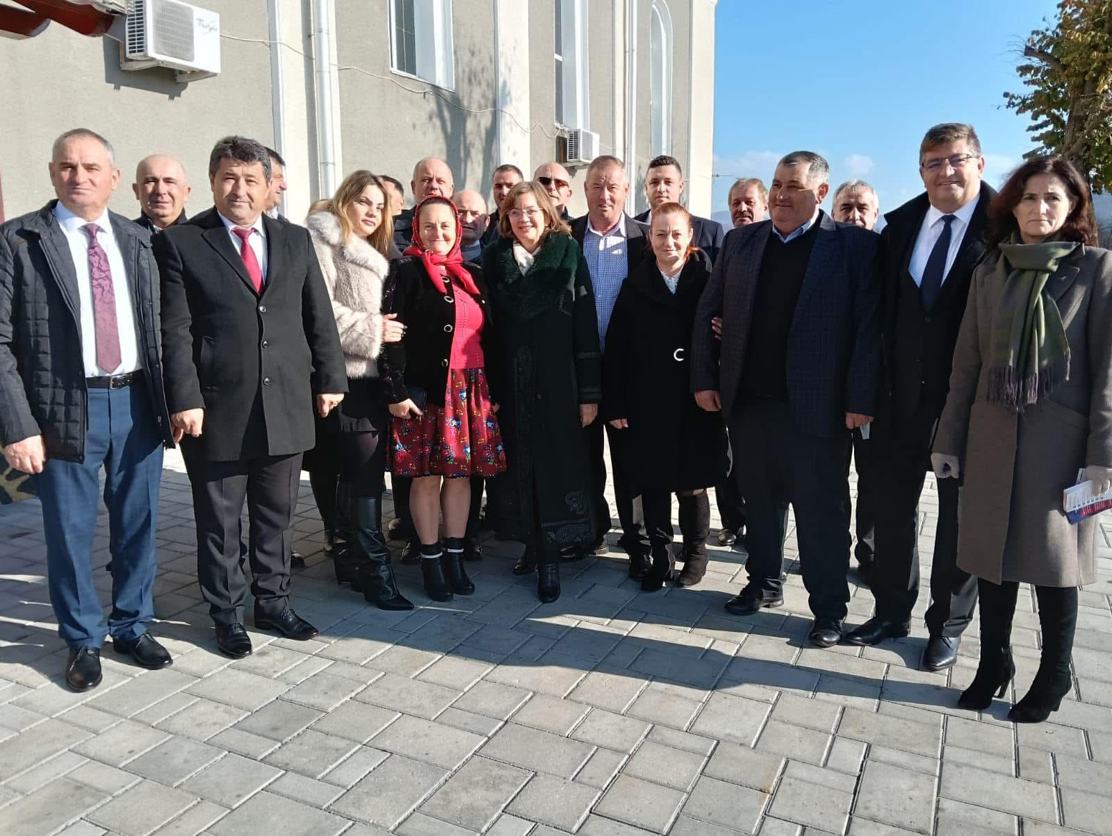 FOTO. PSD Satu Mare a avut bucuria de a fi alături de comunitatea din Batarci, participând la Sfânta Liturghie