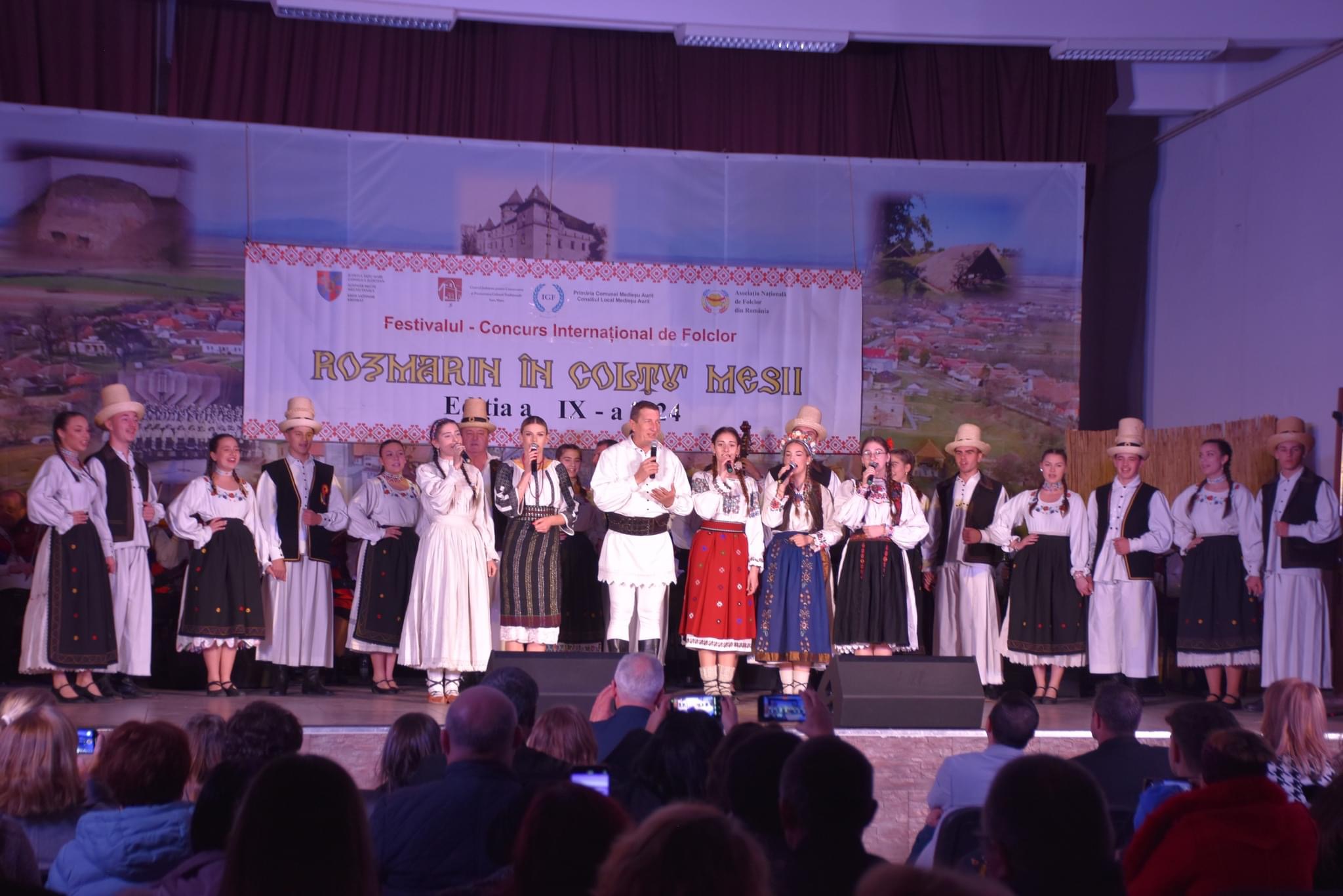 FOTO. Spectacolul de Gală la Medieșu Aurit „Rozmarin în colţu’ mesii" – ediția a IX – a