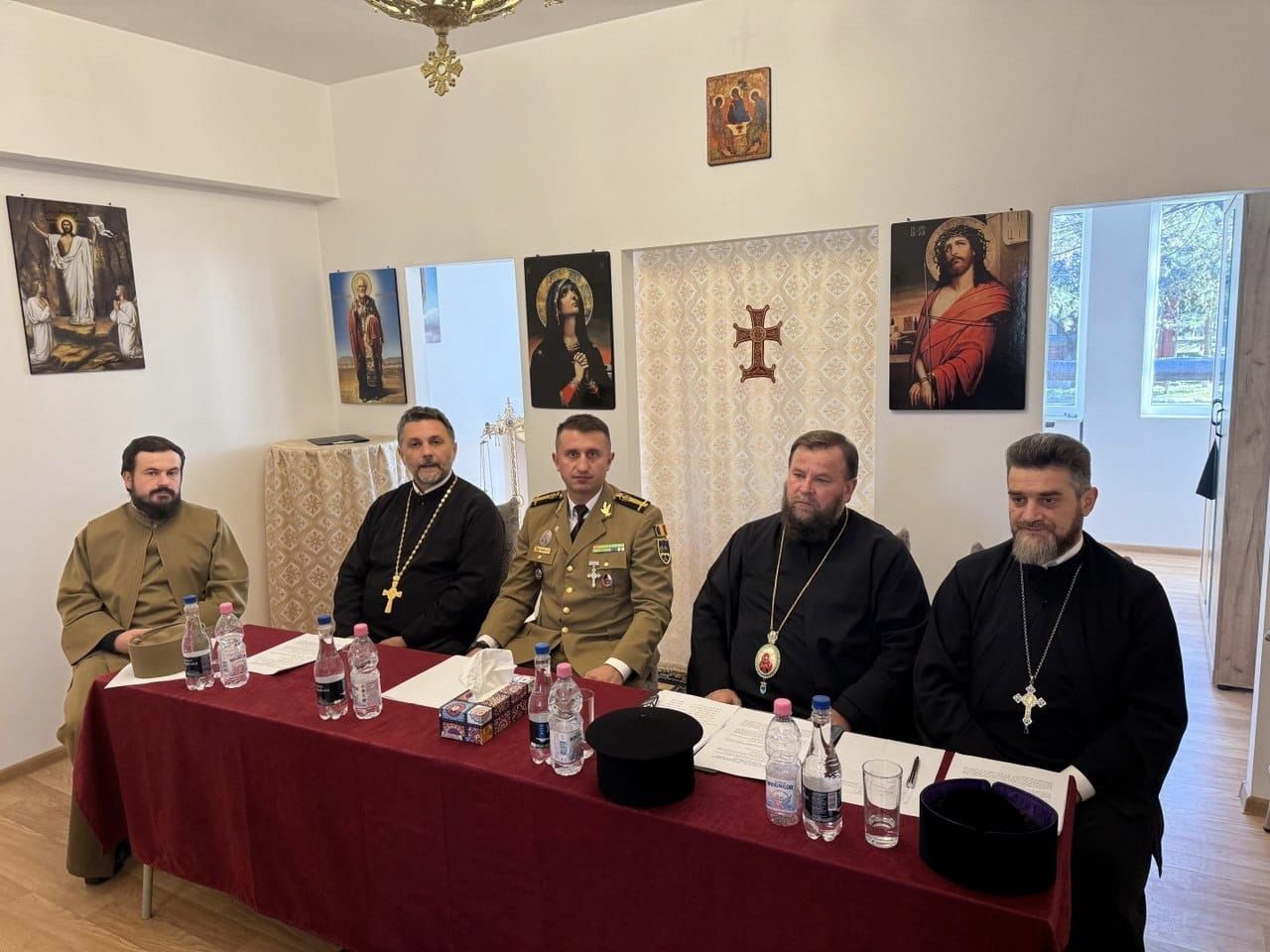 FOTO. Lucrările Cercului Pastoral pentru preoții militari, filantropi și caritabili, desfășurate în incinta unității militare din Satu Mare