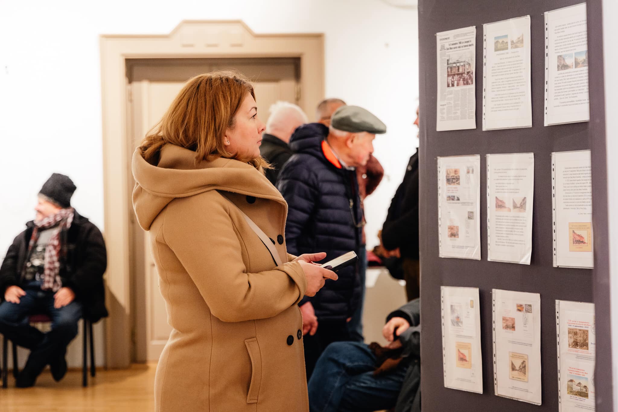 VERNISAJ. Expoziția de arte vizuale ”Salonul de Iarnnă” de la Satu Mare