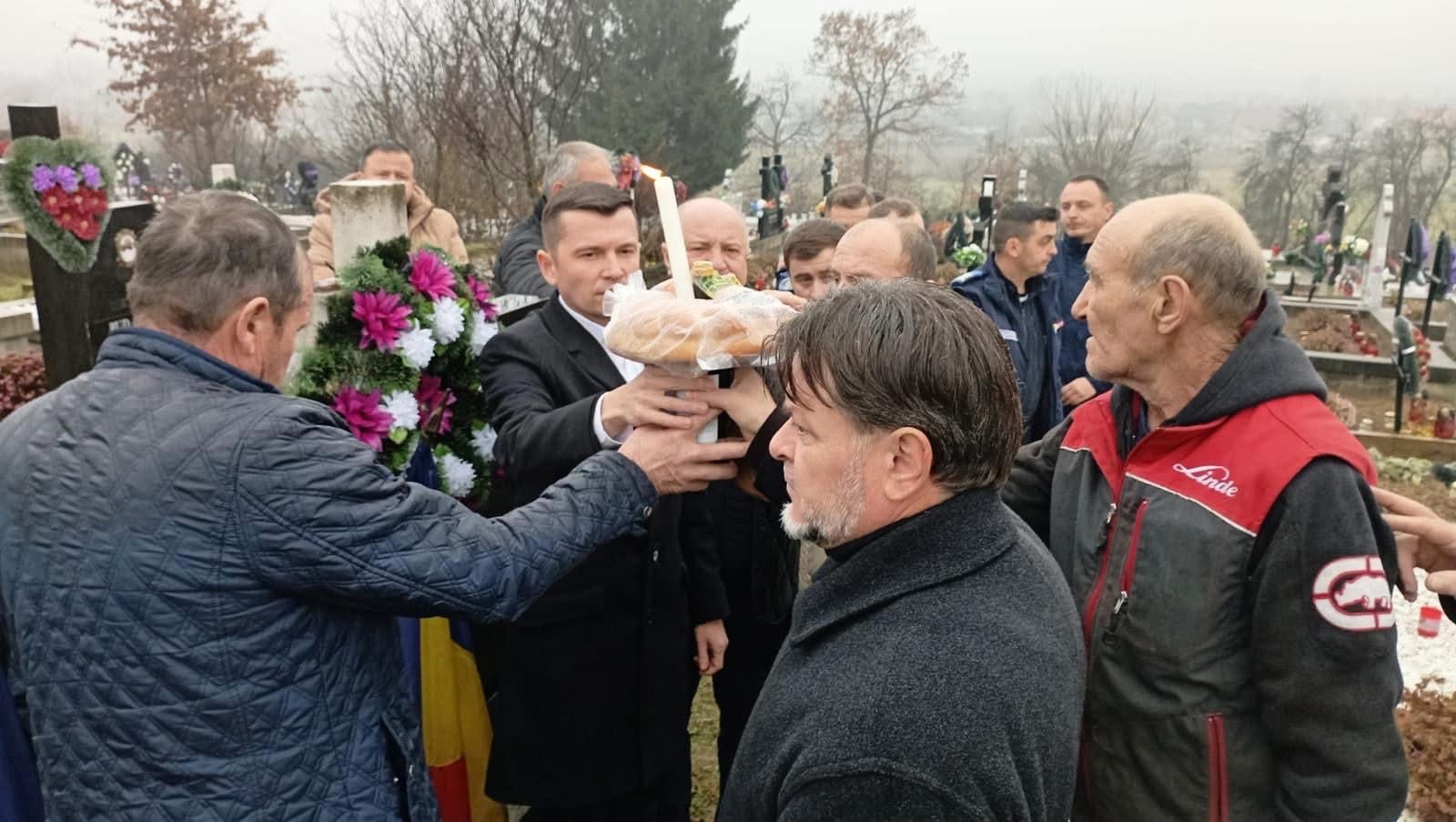 FOTO.Omagiu adus eroilor sătmăreni care au luptat pentru libertate!