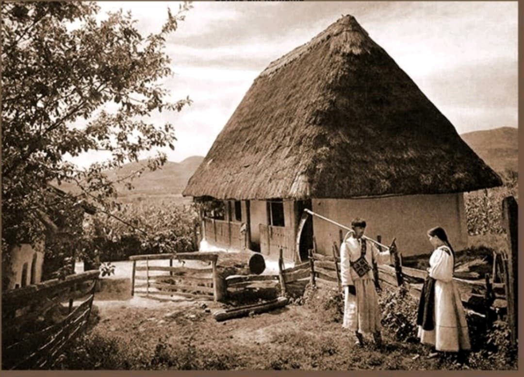 Cum arătau gospodăriile din Țara Oașului în urmă cu un secol