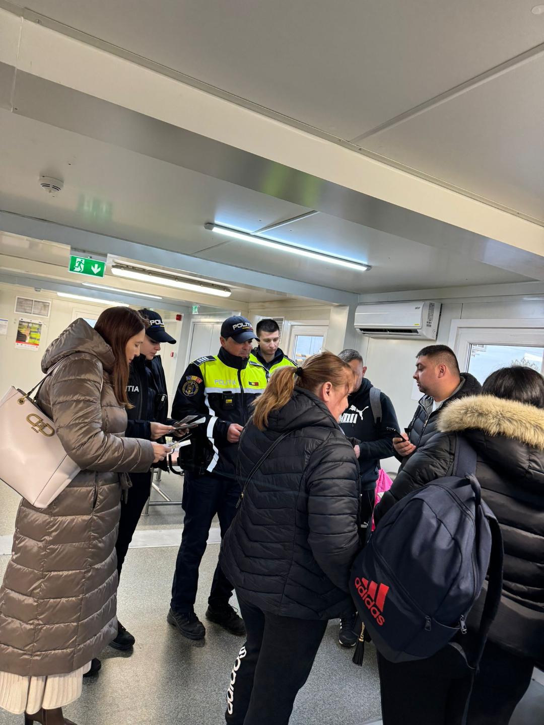 FOTO. Acțiune antidrog pe Aeroportul Satu Mare