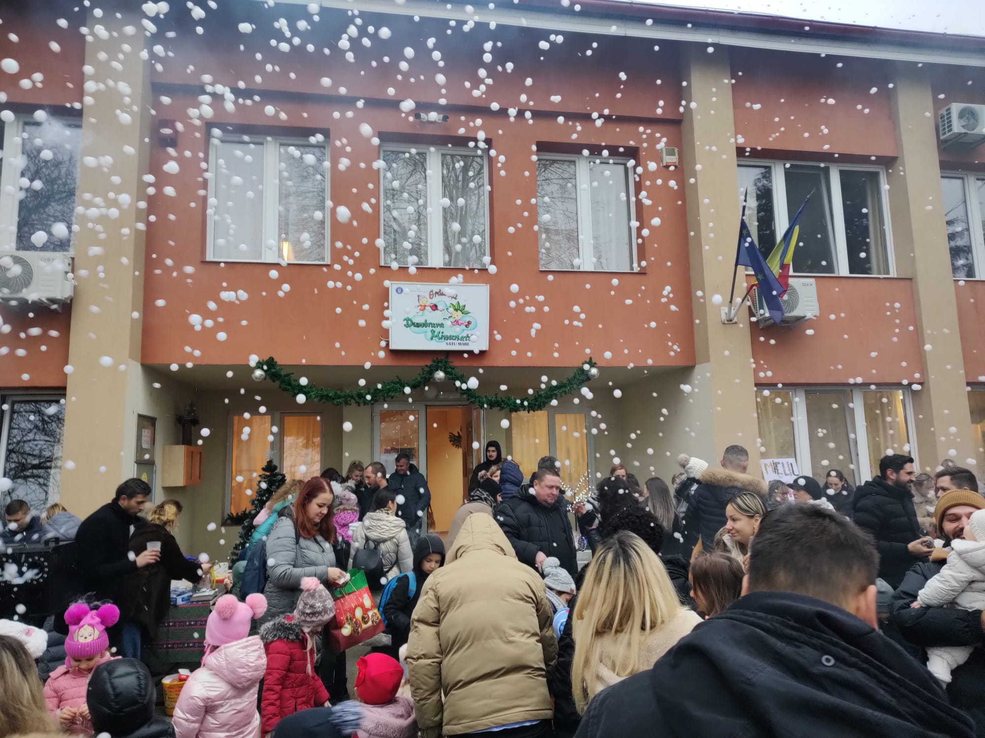 Târg de Crăciun organiat de Gradinița cu Program Prelungit „Dumbrava Minunată”