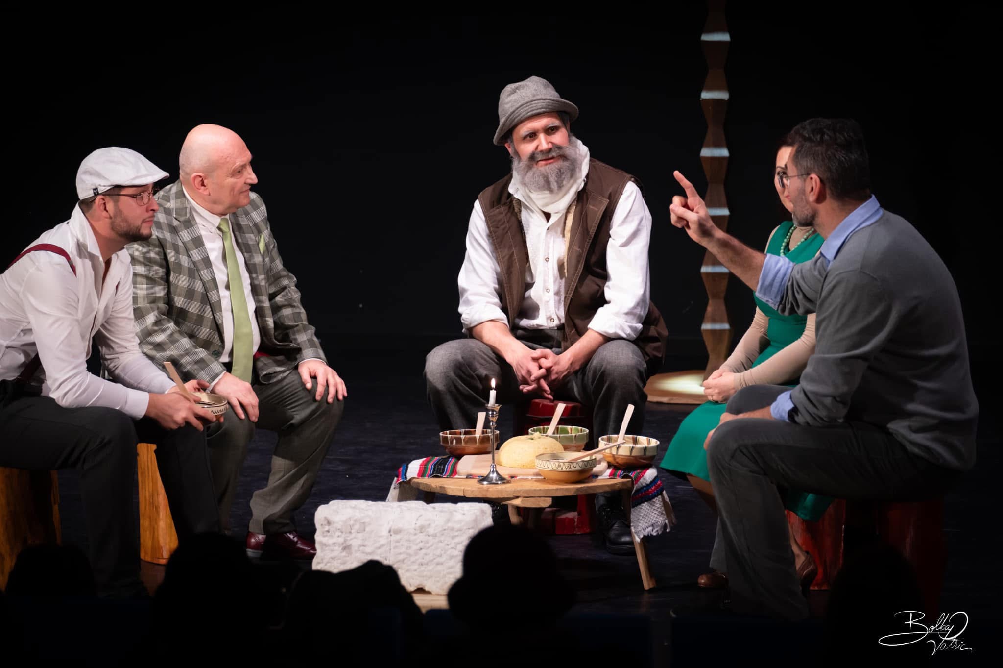 FOTO. Piesa de teatru „Nesfârșitul Brâncuși”, pusă în scenă la Casa de Cultură din Ardud