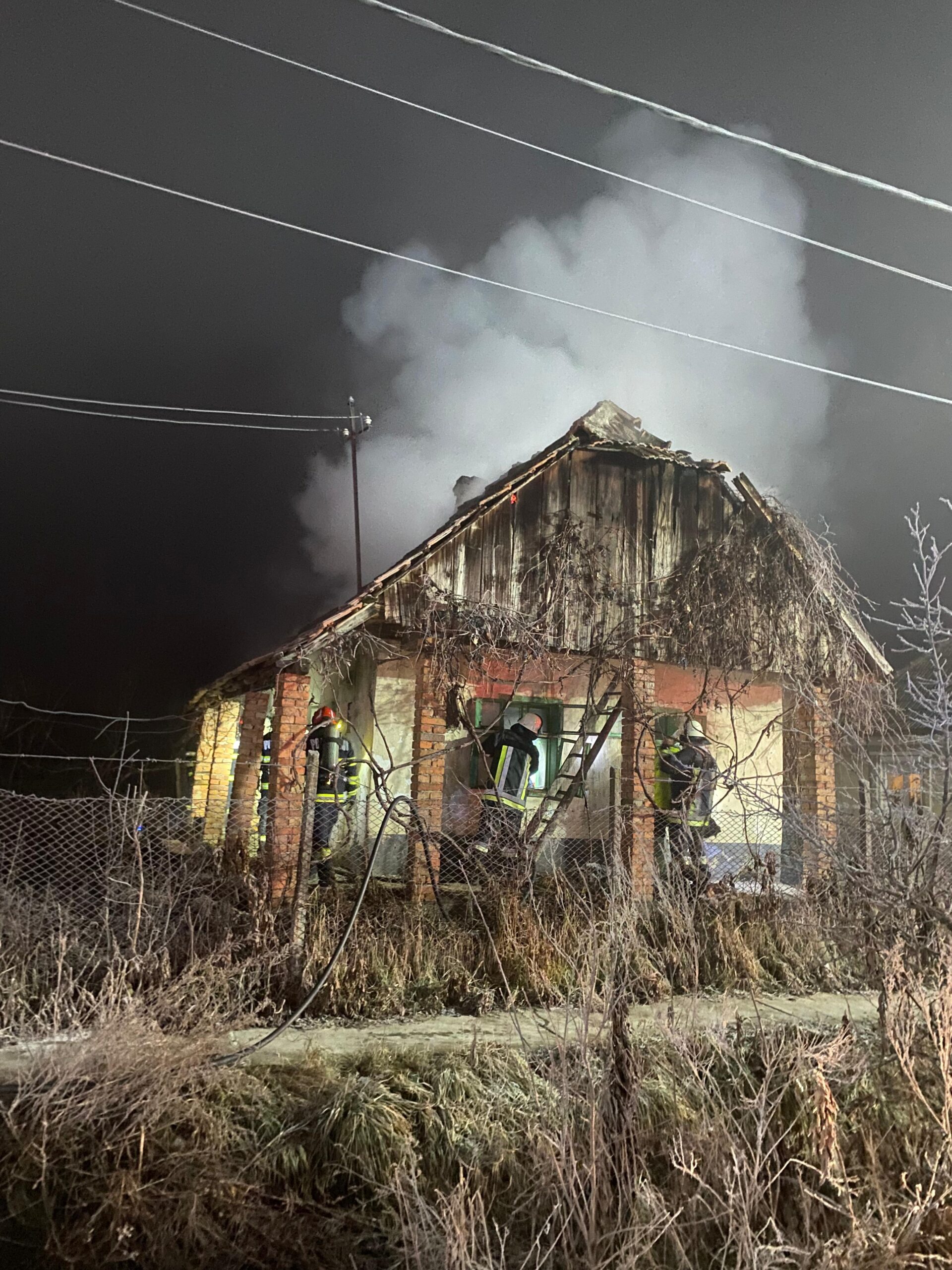 Tragedie în Oar. Un bărbat și-a pierdut viața într-un incendiu provocat de fumat