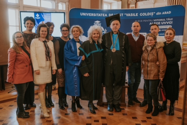 FOTO. Prof. univ. emerit dr. farmacist Dumitru Lupuliasa, Doctor Honoris Causa al Universității de Vest „Vasile Goldiş" din Arad