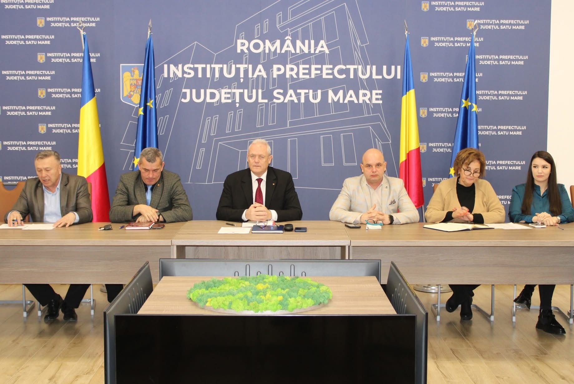 FOTO. Ședința Centrului Local de Combatere a Bolilor-  focar nou de Pesta Porcină Africană în județ